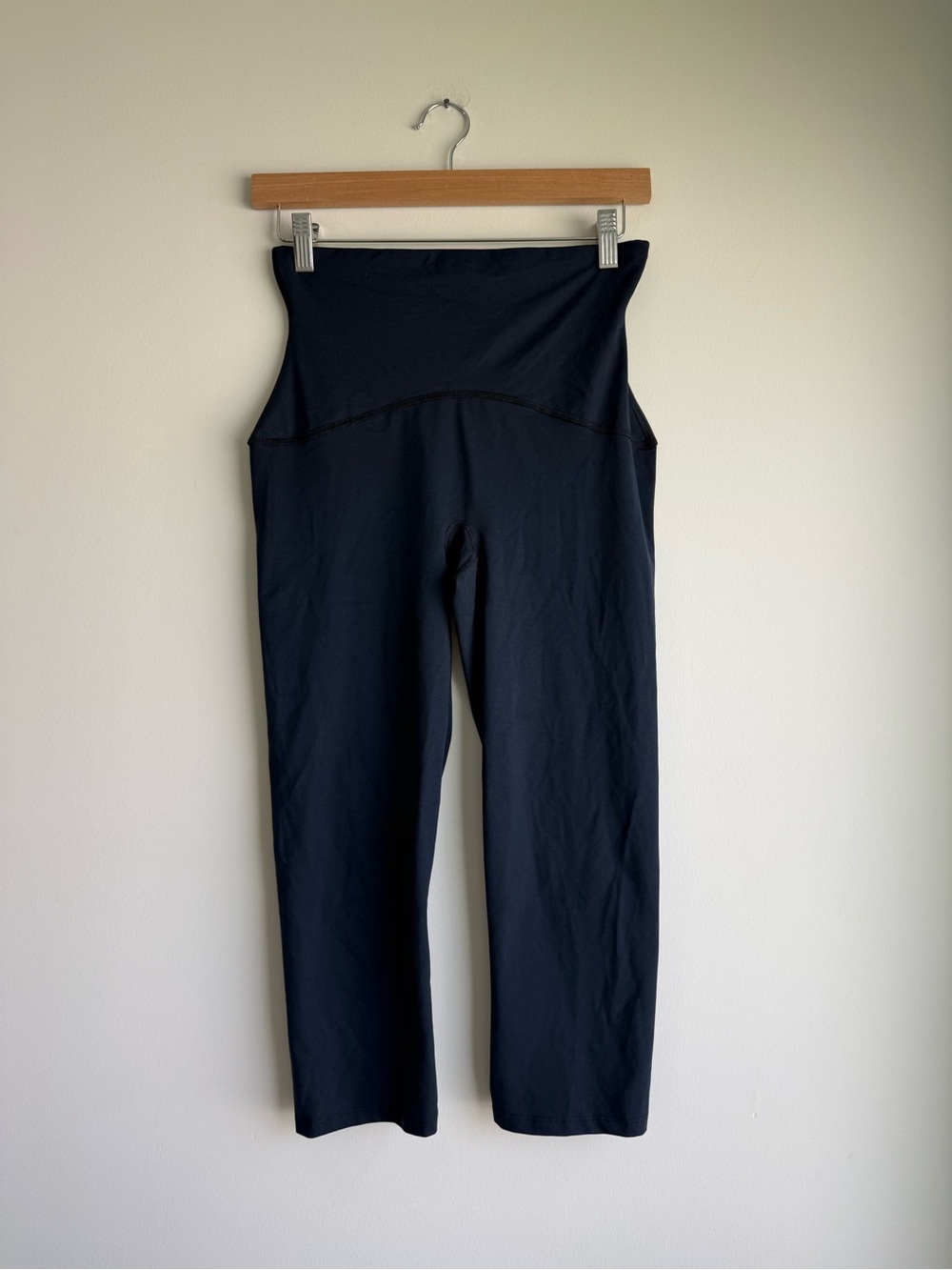 SPANX Navy Blue High Rise Tummy Control Cropped Leggings Size Large